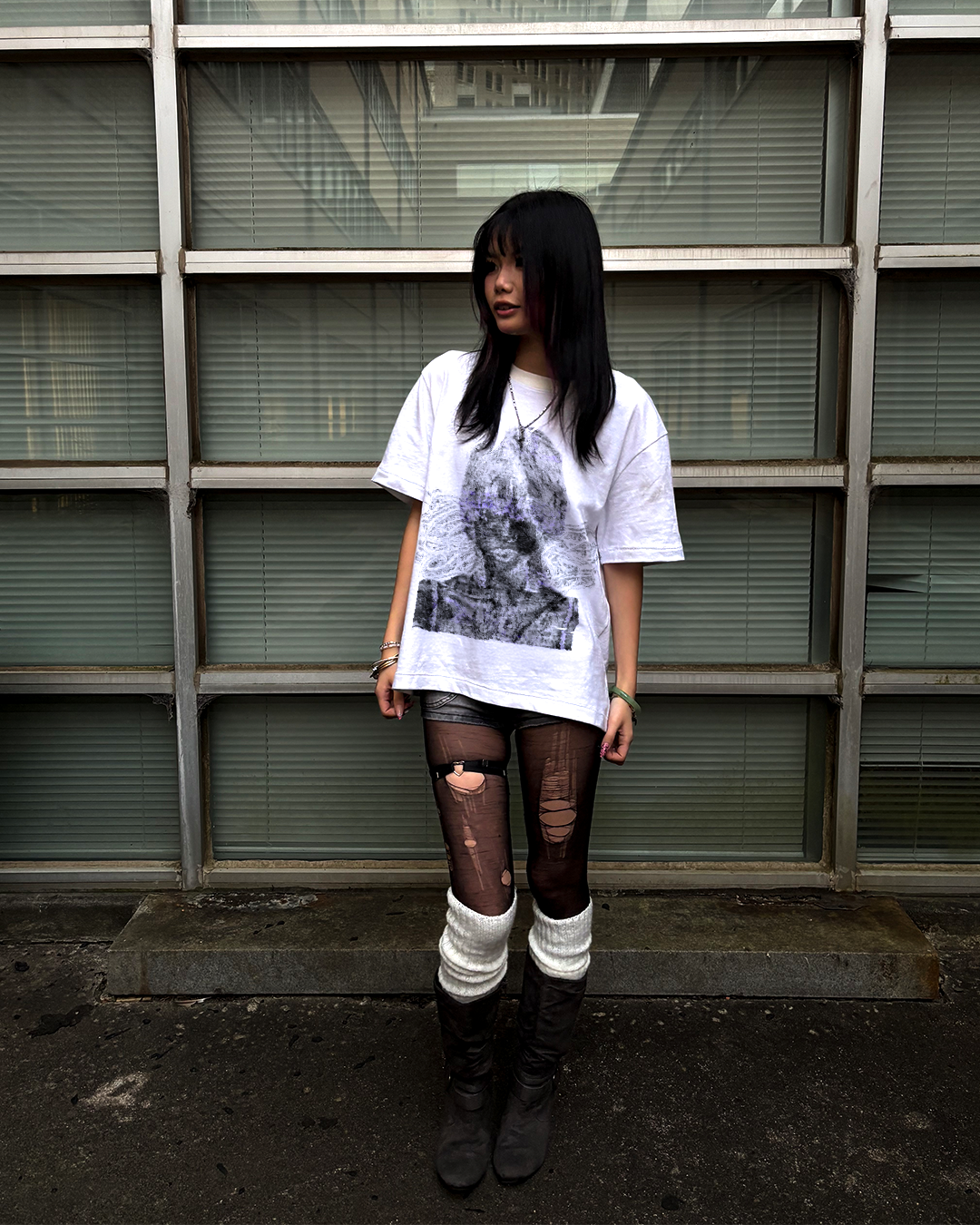 DESIGN 5 Cropped T-Shirt