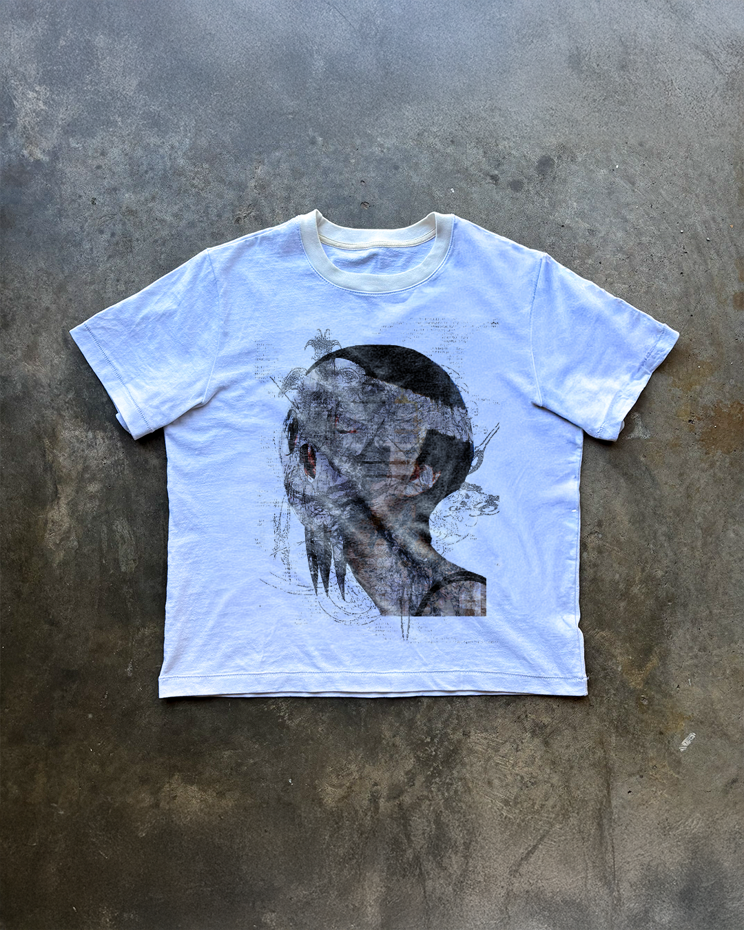 DESIGN 2 Cropped T-Shirt