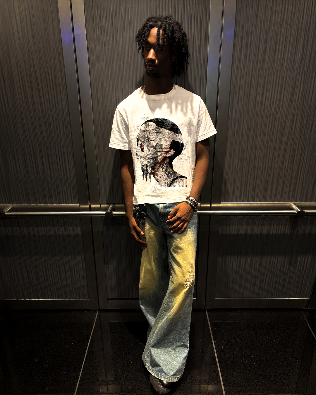 DESIGN 2 Cropped T-Shirt