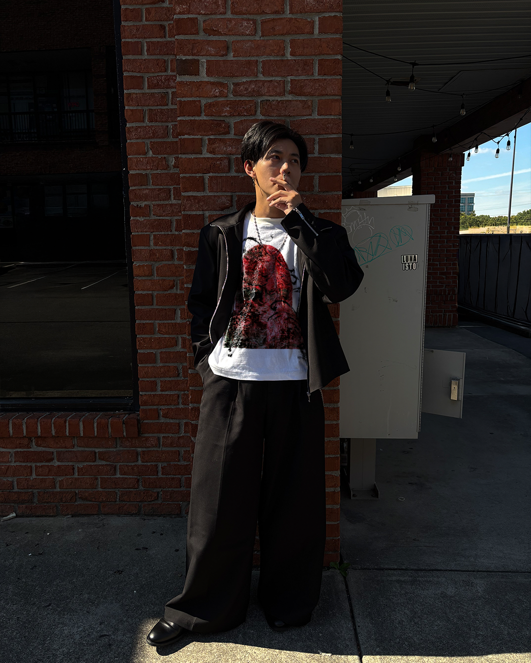 DESIGN 4 Cropped T-shirt
