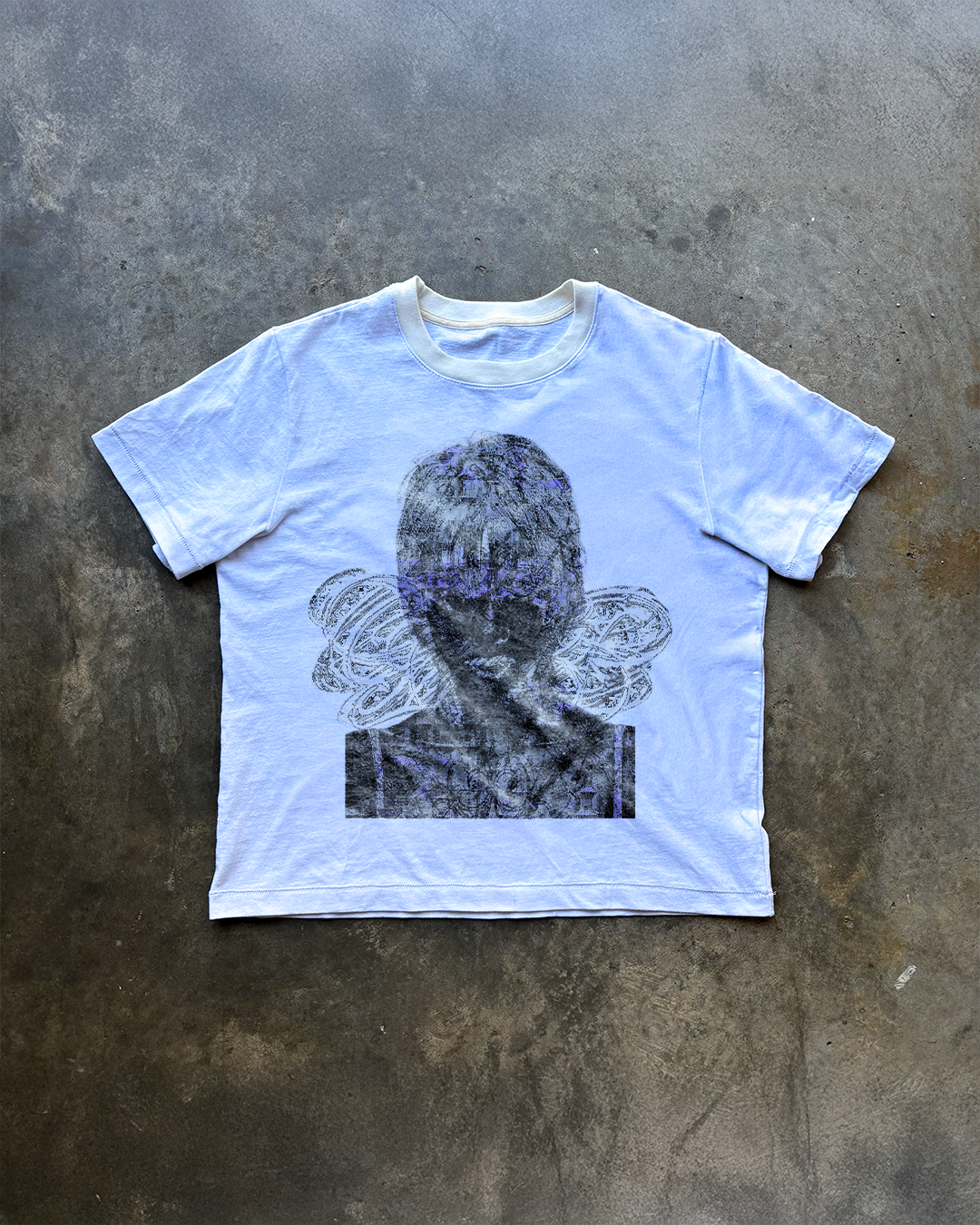 DESIGN 5 Cropped T-Shirt