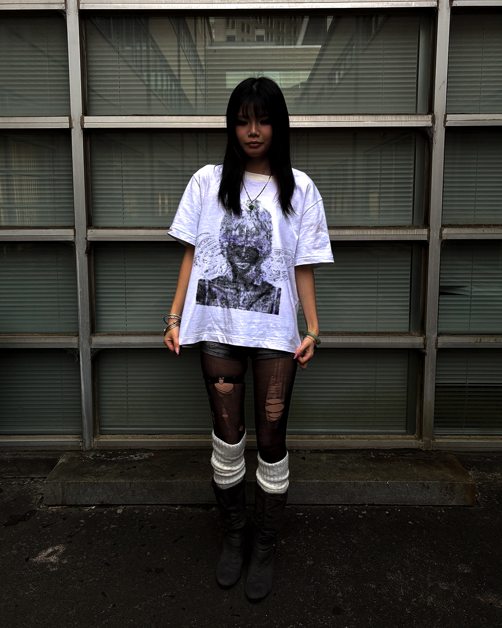 DESIGN 5 Cropped T-Shirt