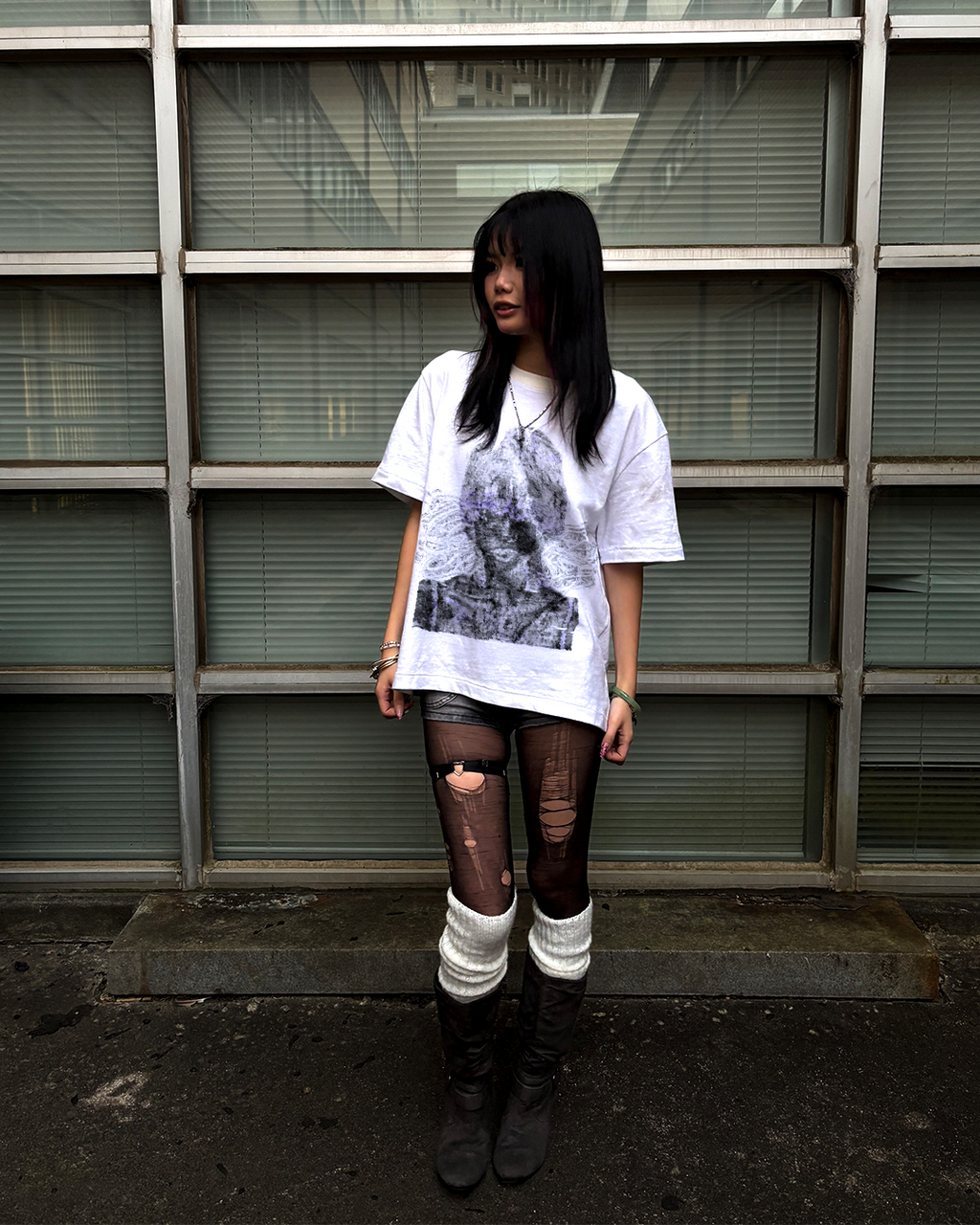 DESIGN 5 Cropped T-Shirt